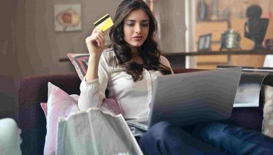 Consejos para hacer compras seguras en línea durante Navidad y Año Nuevo